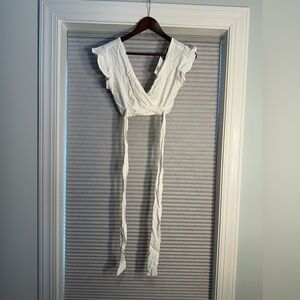NWT Forever 21 white crop top with tie and elastic back
